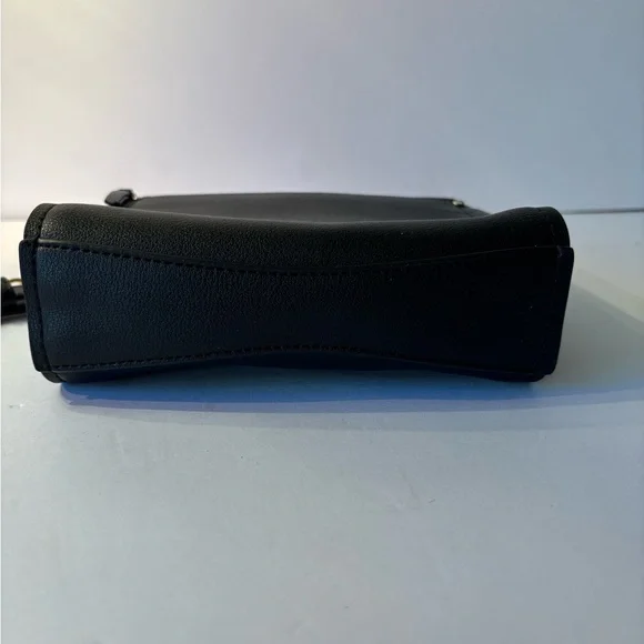 Calvin Klein Black Shoulder Bag Gold Hardware Lock Accent Adjustable Strap (A1) - Picture 7 of 10